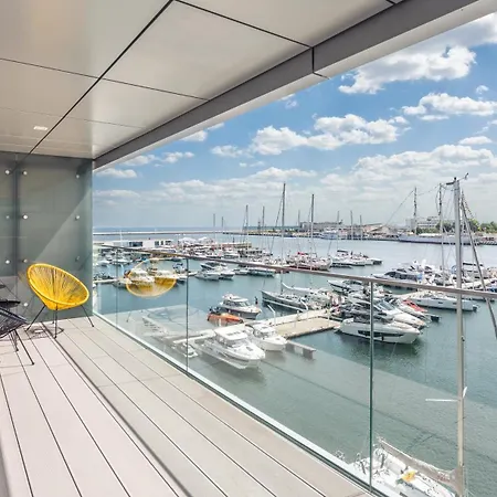 Flatbook - Center Yacht Park Marina View 아파트
