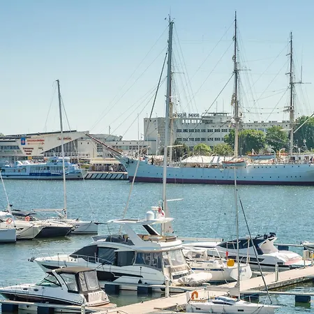 아파트 Flatbook - Center Yacht Park Marina View